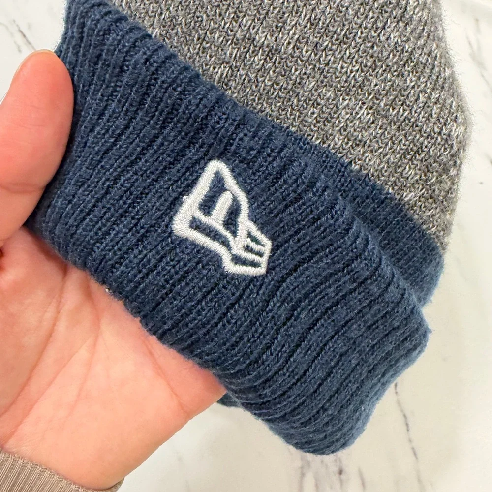 New Era Seattle Seahawks Beanie - Lime Green, Charcoal,‎ and Navy - Picture 4 of 7